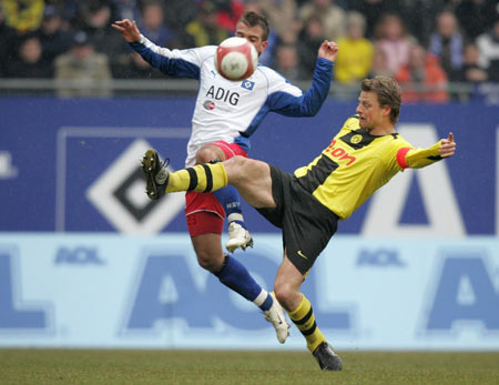 在两球之间 在两球之间