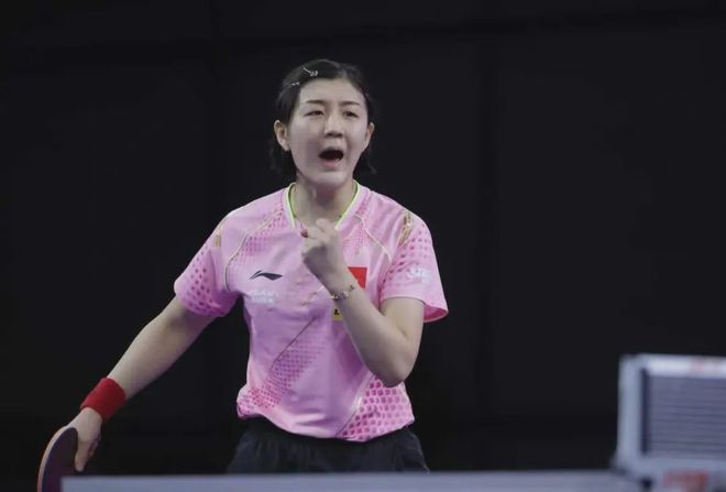 逆脚传中效 逆脚传中效